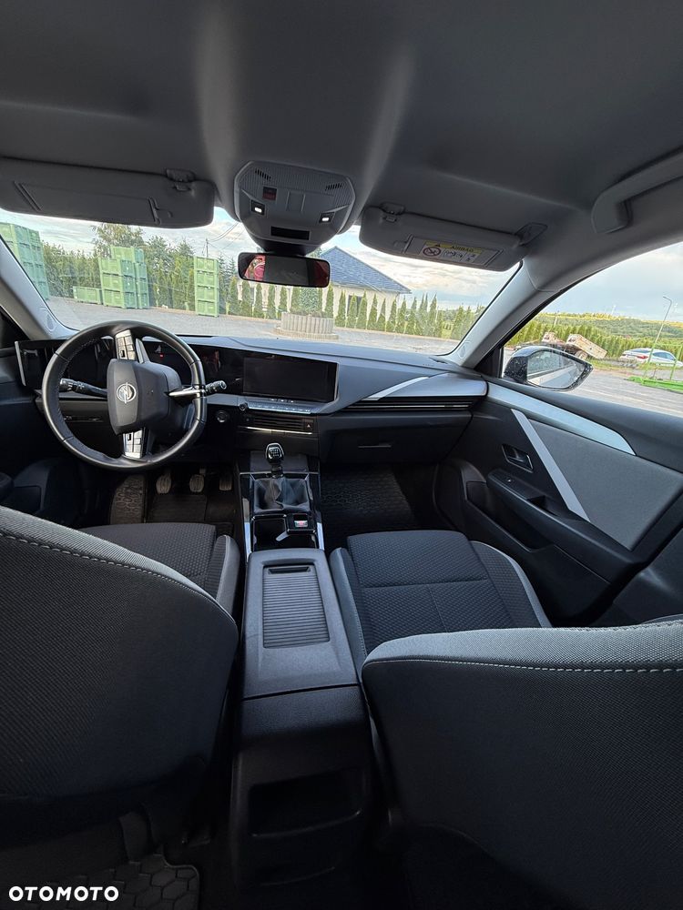 Opel Astra 1.2 T S&S - 7