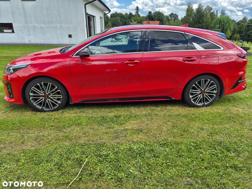 Kia ProCeed - 2