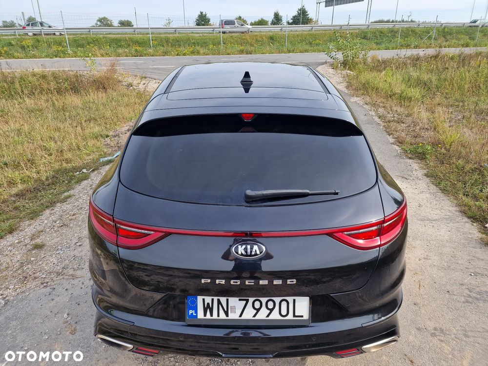 Kia ProCeed 1.6 T-GDI GT DCT - 29