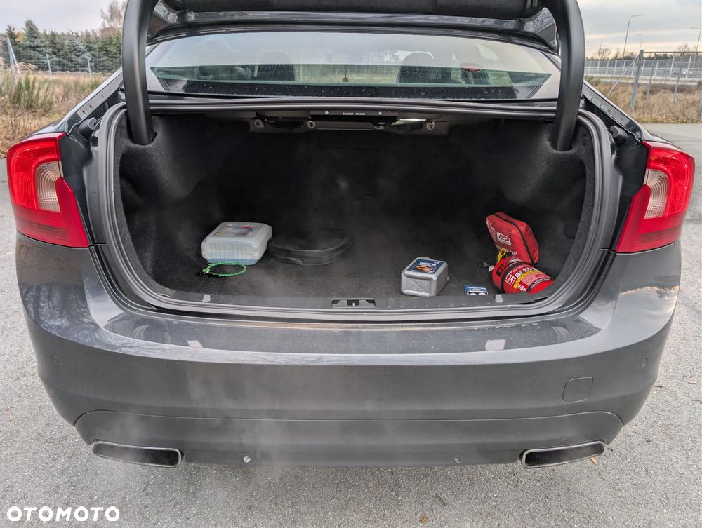 Volvo S60 T5 Drive-E Dynamic Edition (Momentum) - 21