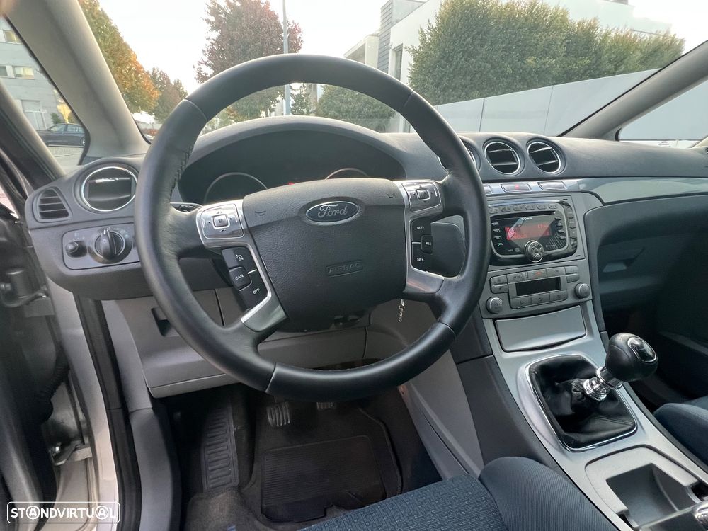 Ford S-Max 1.8 TDCi Titanium 7L - 9