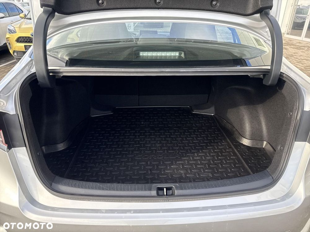 Toyota Corolla 1.8 Hybrid Comfort - 11