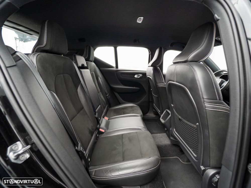 Volvo XC 40 2.0 D3 R-Design - 40