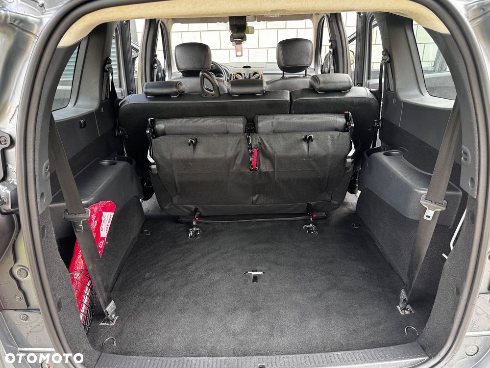 Dacia Lodgy 1.6 SCe Stepway S&S - 36