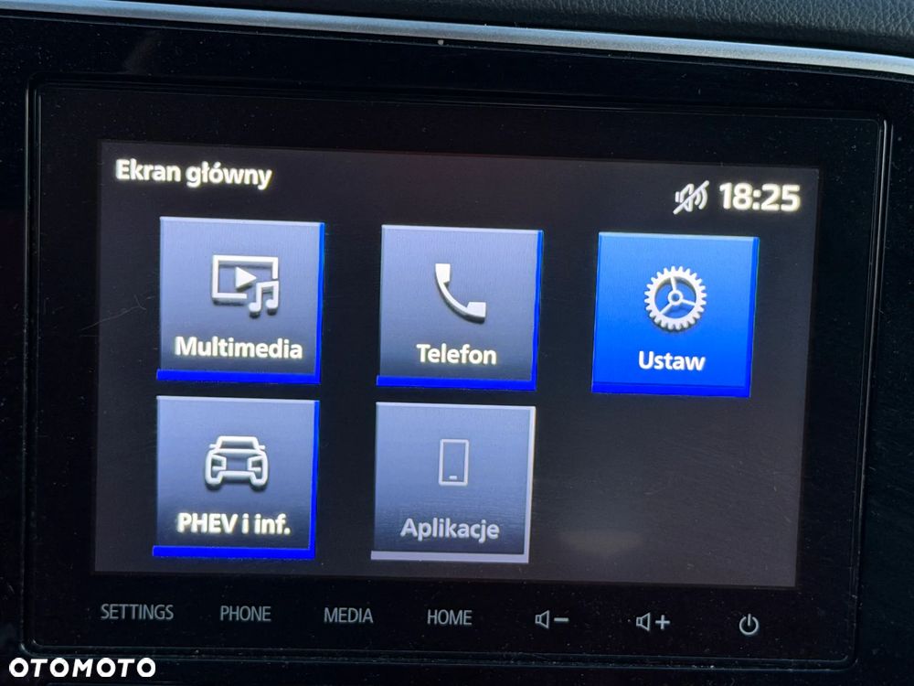 Mitsubishi Outlander Intense + - 18