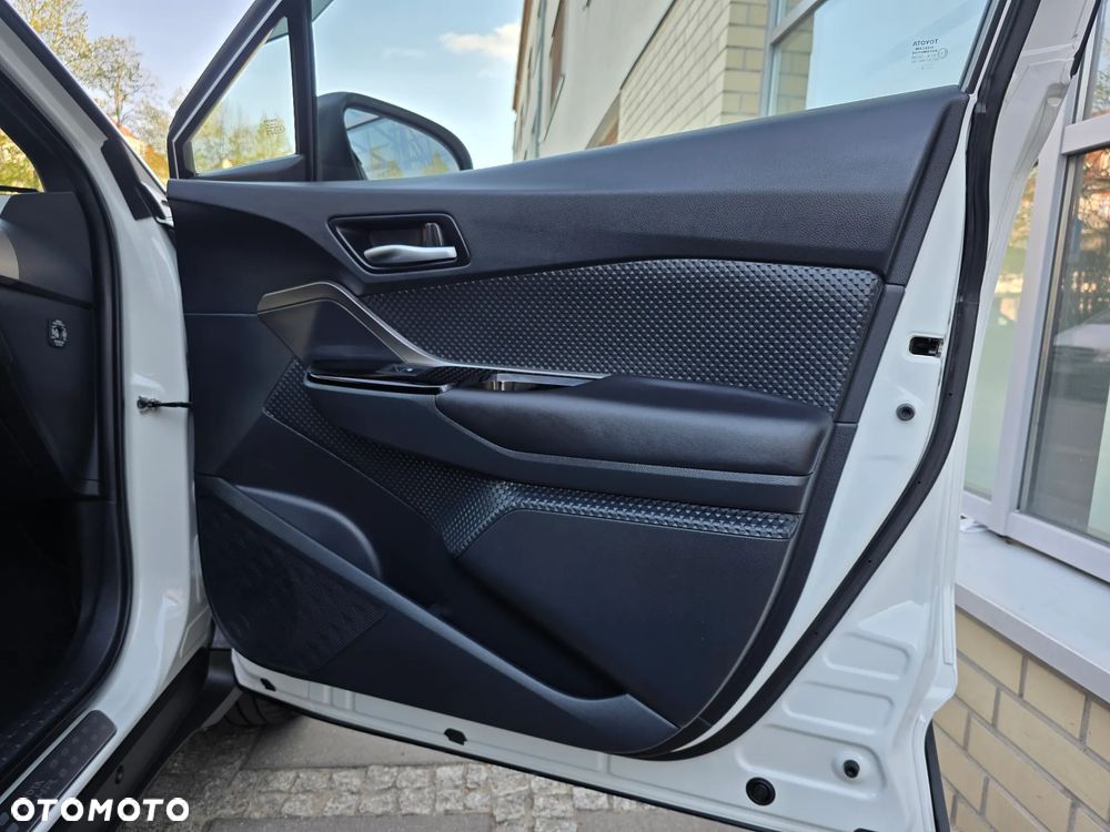 Toyota C-HR - 24