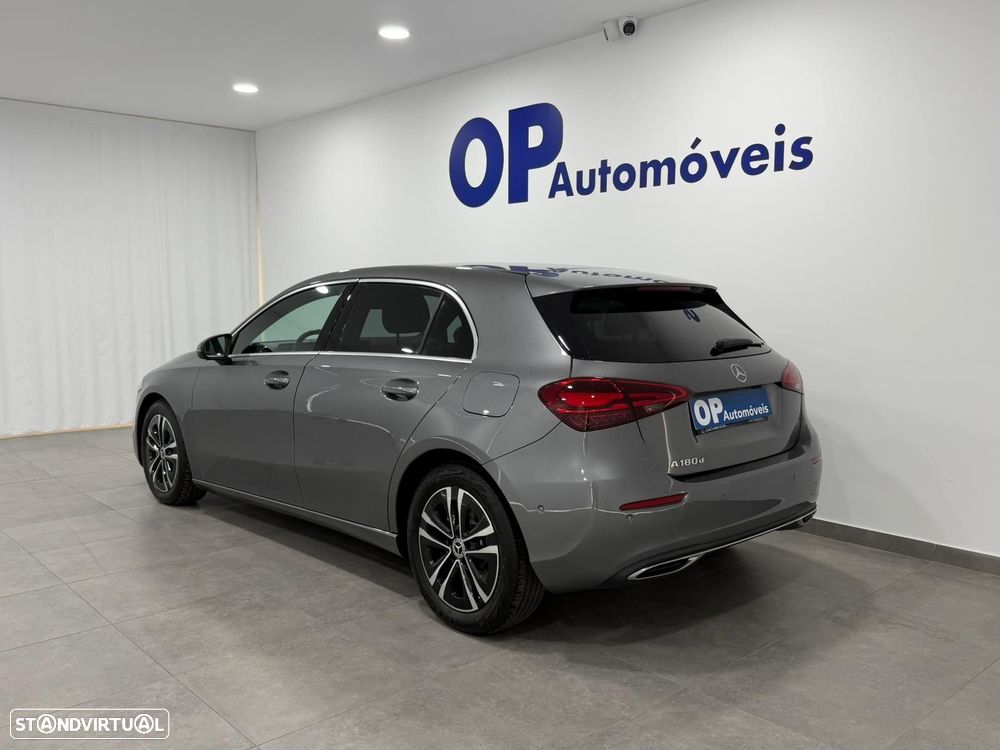 Mercedes-Benz A 180 d Progressive Aut. - 4