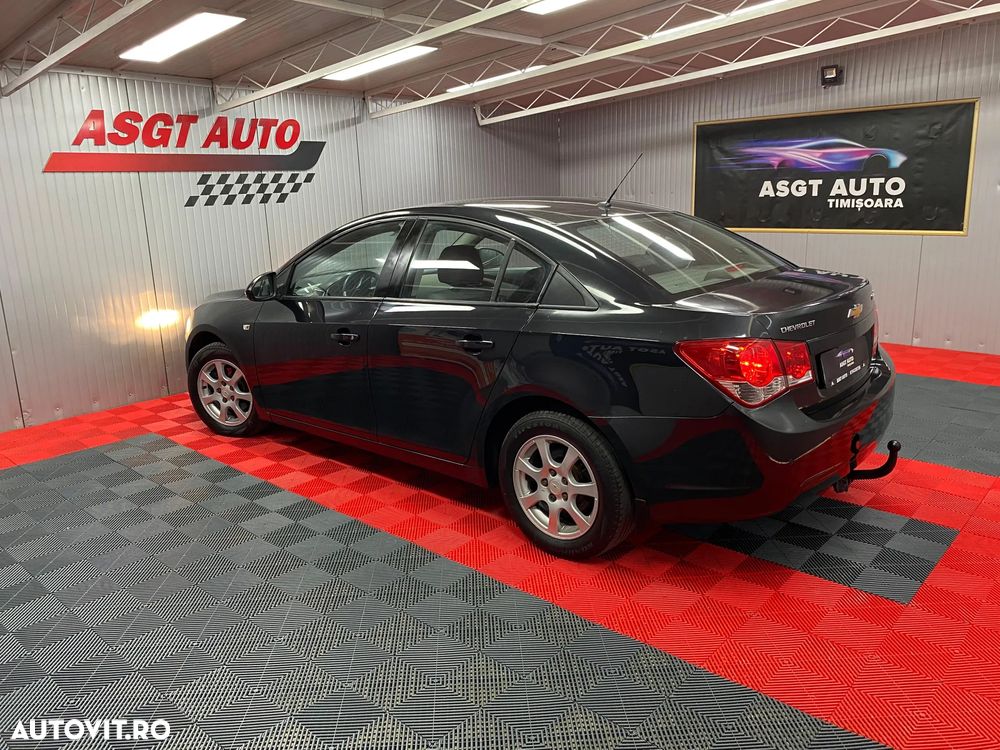 Chevrolet Cruze - 5