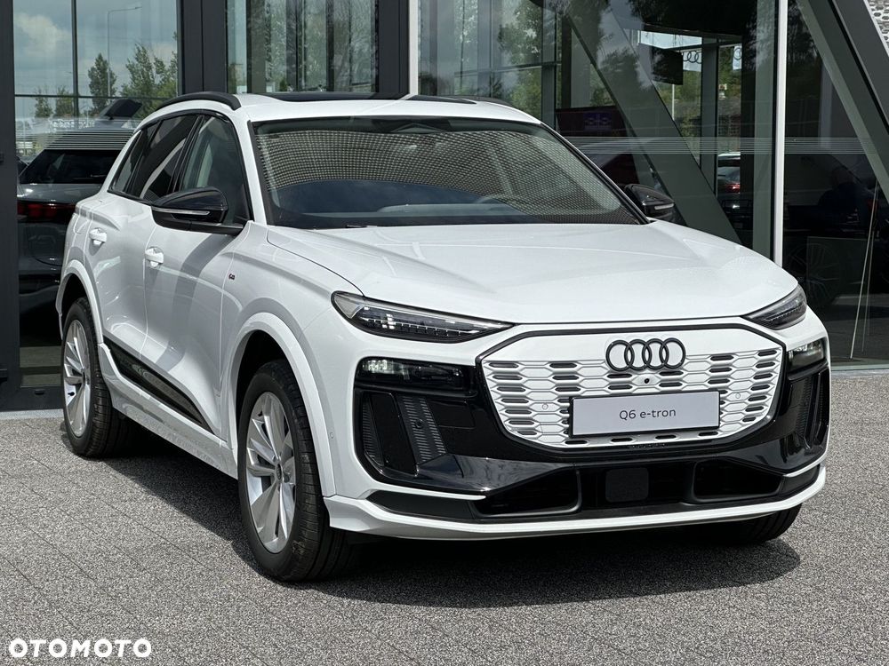Audi Q6 e-tron - 3