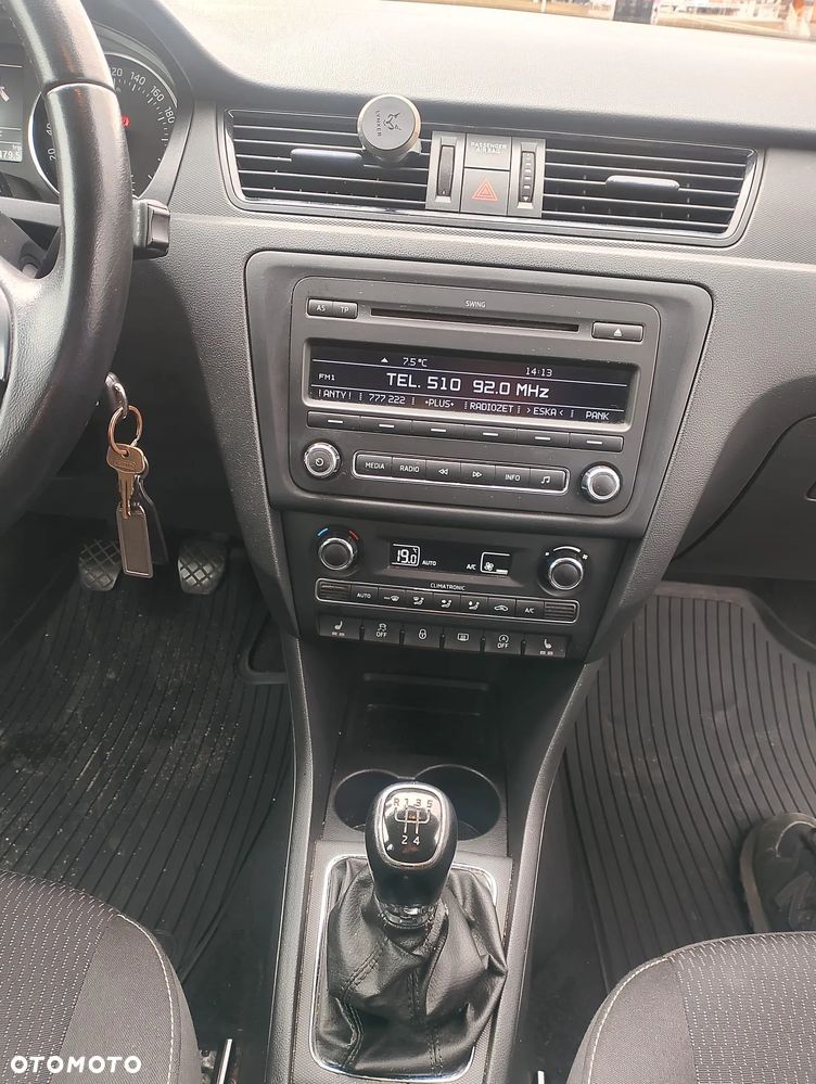 Skoda RAPID - 7