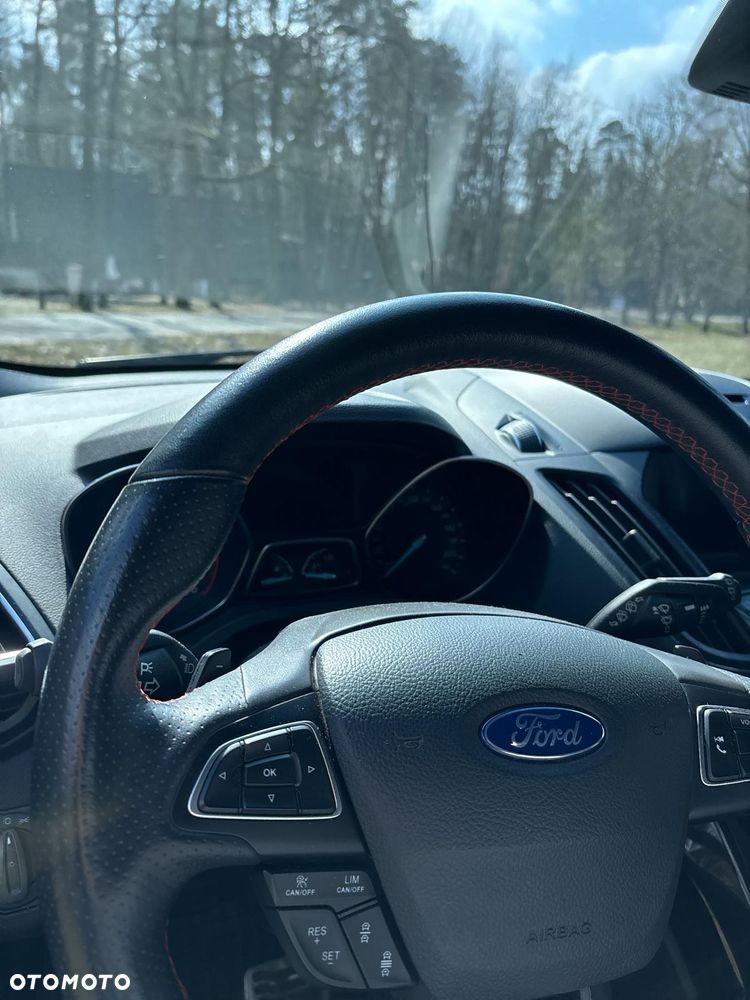 Ford Kuga 2.0 TDCi 4x4 ST-Line - 16