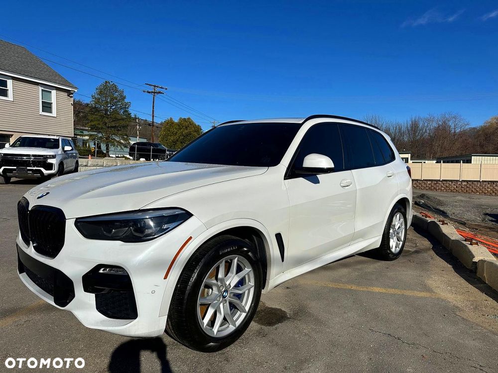 BMW X5 xDrive40i - 1