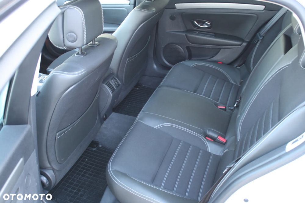 Renault Laguna 2.0 Authentique - 20