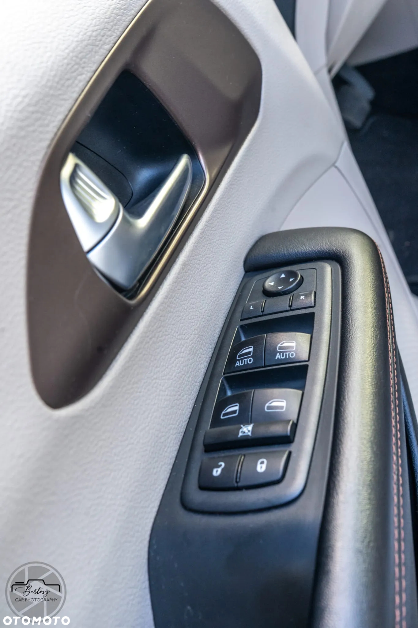 Chrysler Pacifica - 25