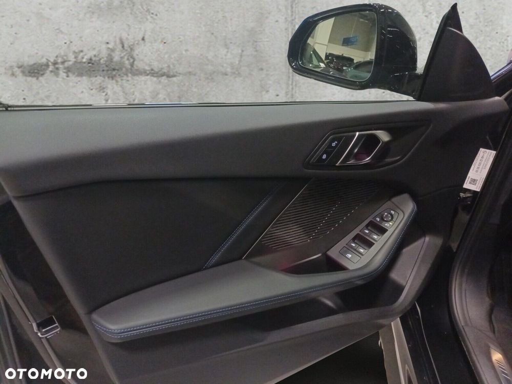 BMW Seria 2 220d mHEV - 12