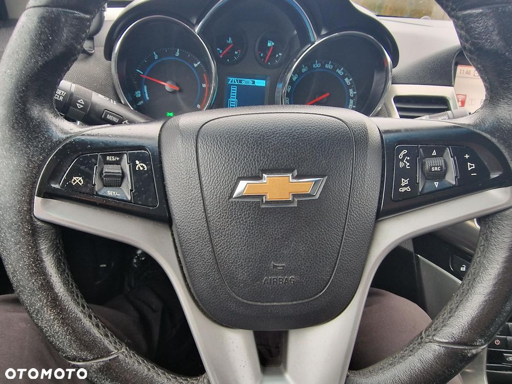 Chevrolet Cruze 1.7 D LT+ - 10
