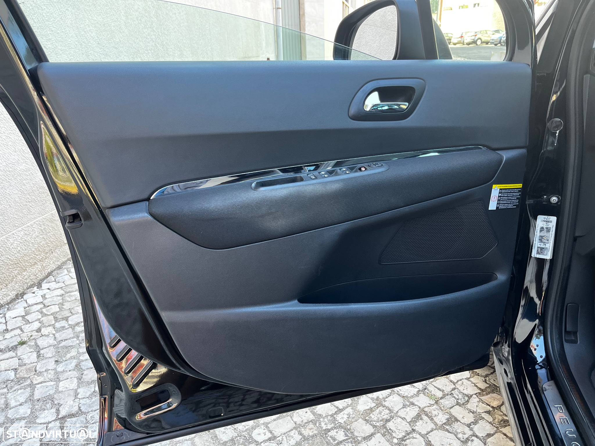 Peugeot 3008 1.6 HDi Sport - 18