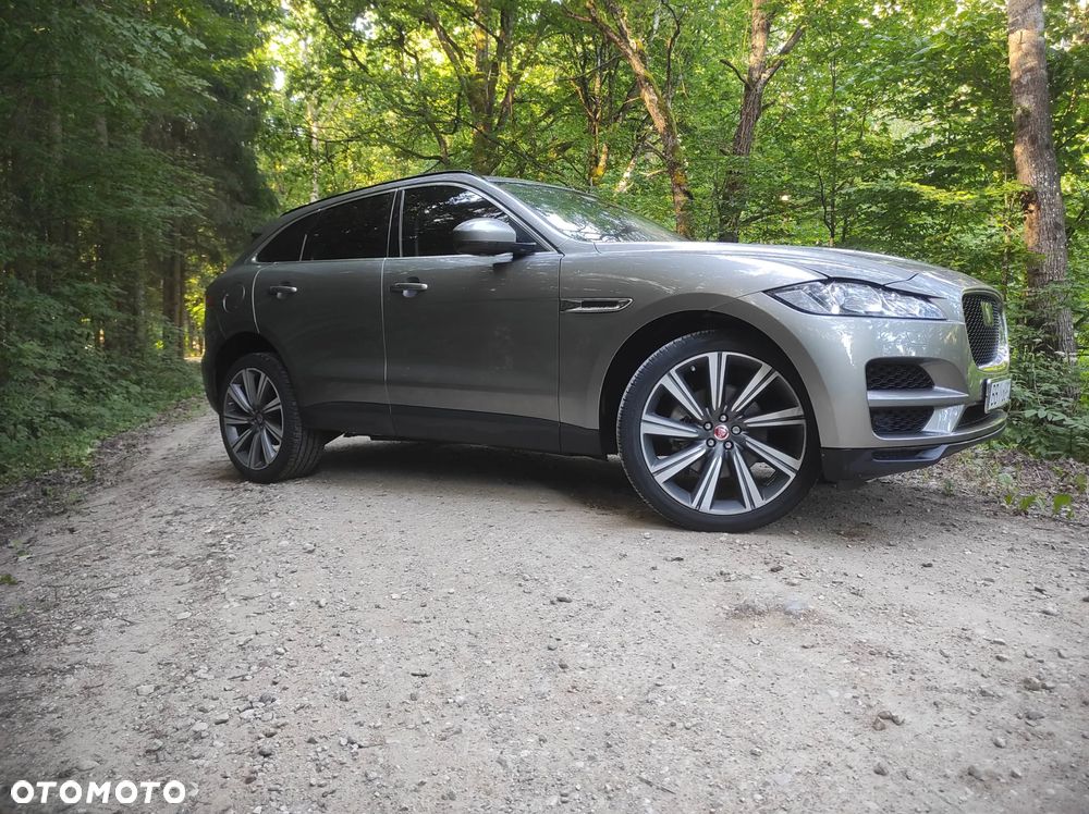 Jaguar F-Pace 30t AWD Prestige - 10