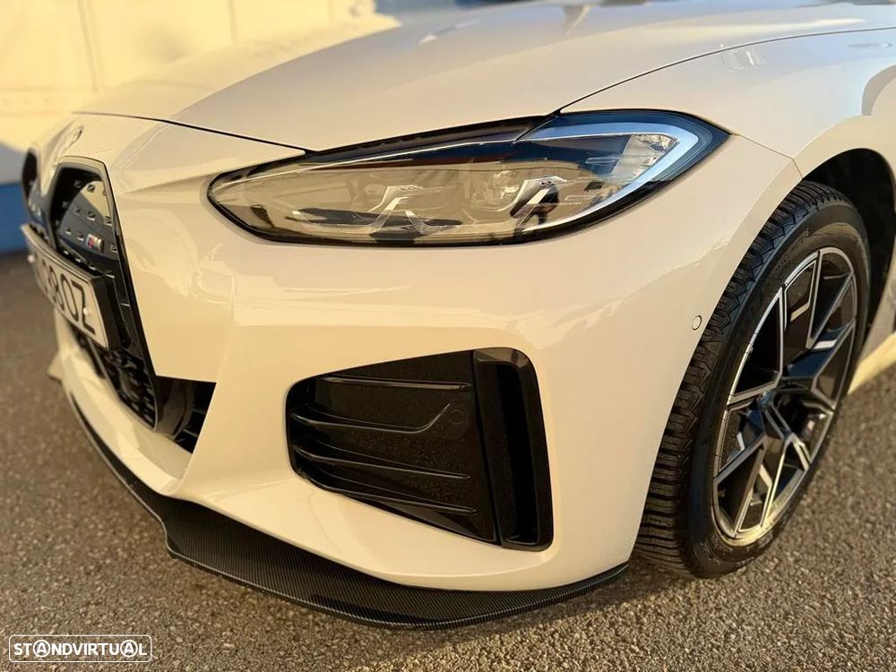 BMW i4 eDrive40 Pack Desportivo M - 14