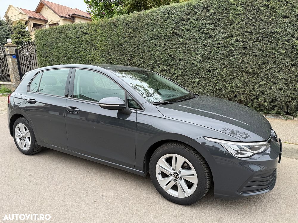 Volkswagen Golf - 11