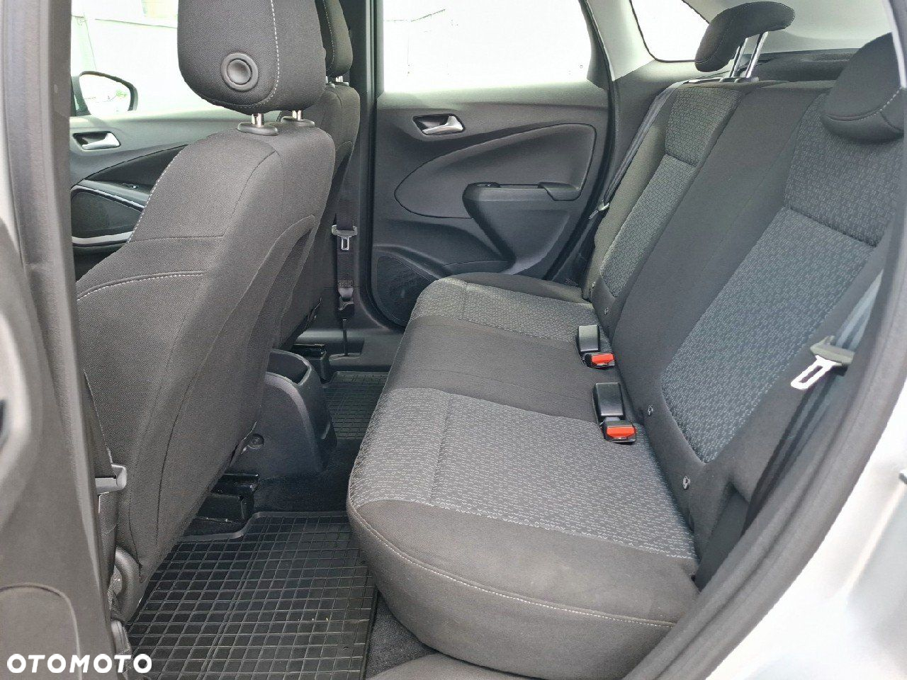 Opel Crossland X - 12