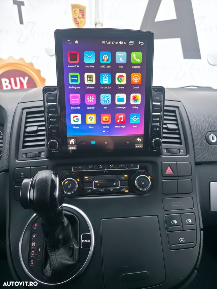 Volkswagen Multivan - 14