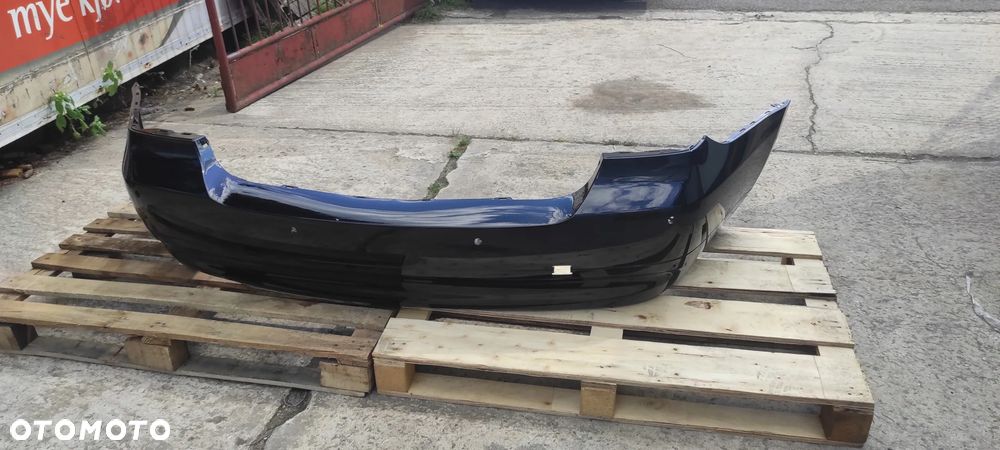 zderzak tył tylny bmw e90 e91 przedlift 04-08r sedan pdc z otworami pod czujniki A96 B39 A83 A22 C08 C06 A96 475 A300 B45 C10 C4W C09 F04 A89 B53 C4E 668 C2S C3N C1M C31 A72 C1X A45 A17 F20 F35 F36 F02 A75 A44 F03 751 F01 F40 F05 F19 C29 F31 B09 C55 F22 B44 C3C F11 C1R B55 B66 F43 F45 C16 B38 C1G A76 F42 C1E B35 F39 C1F C56 C4P C6R C6E F27 C5A B41 C68 C1D U91 C5Y P7Z B01 300 - 1