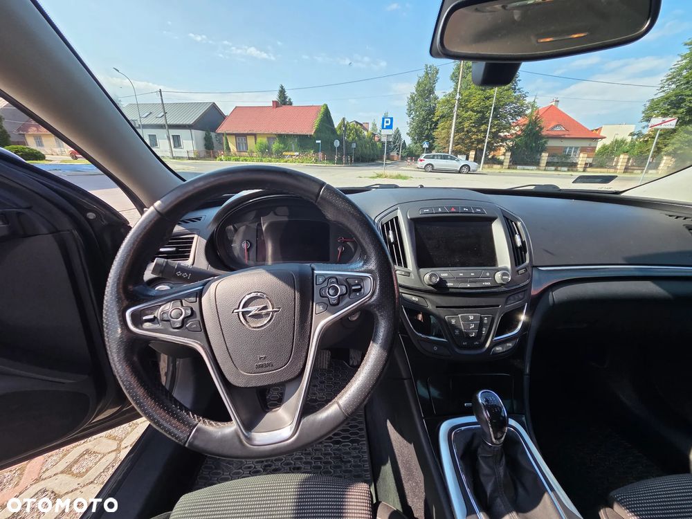 Opel Insignia - 10