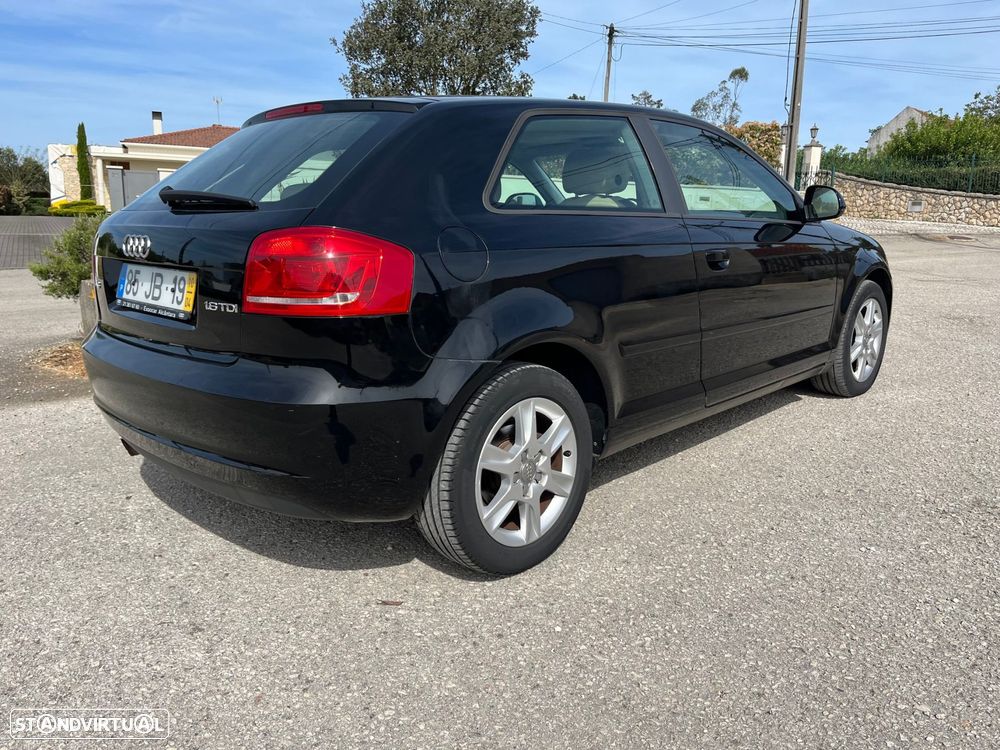 Audi A3 1.6 TDI Sport - 8