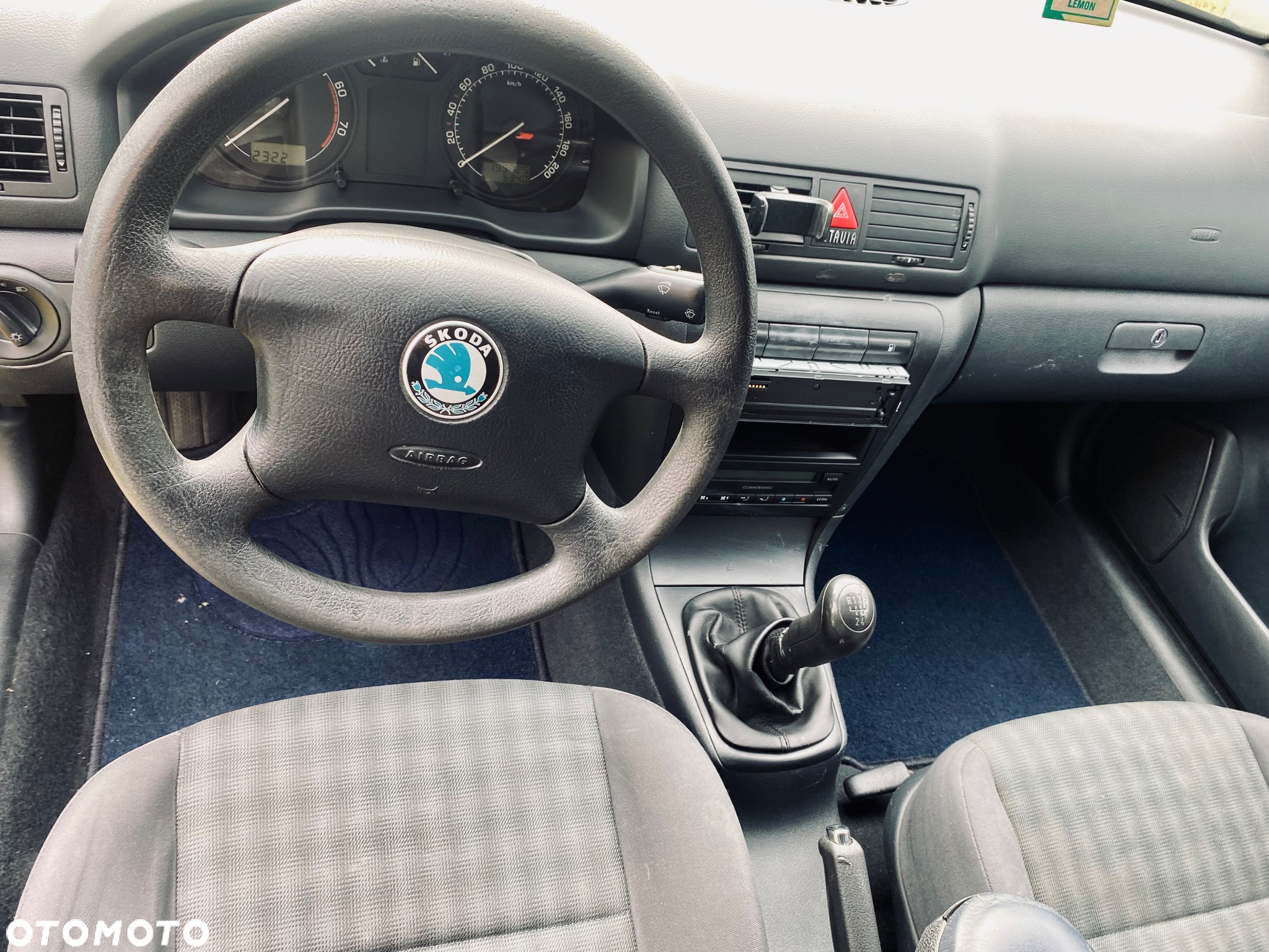 Skoda Octavia 1.4 Ambiente - 12