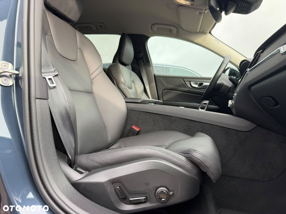 Volvo V60 - 16