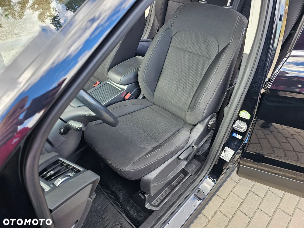Ford Kuga 2.0 TDCi FWD Titanium - 9