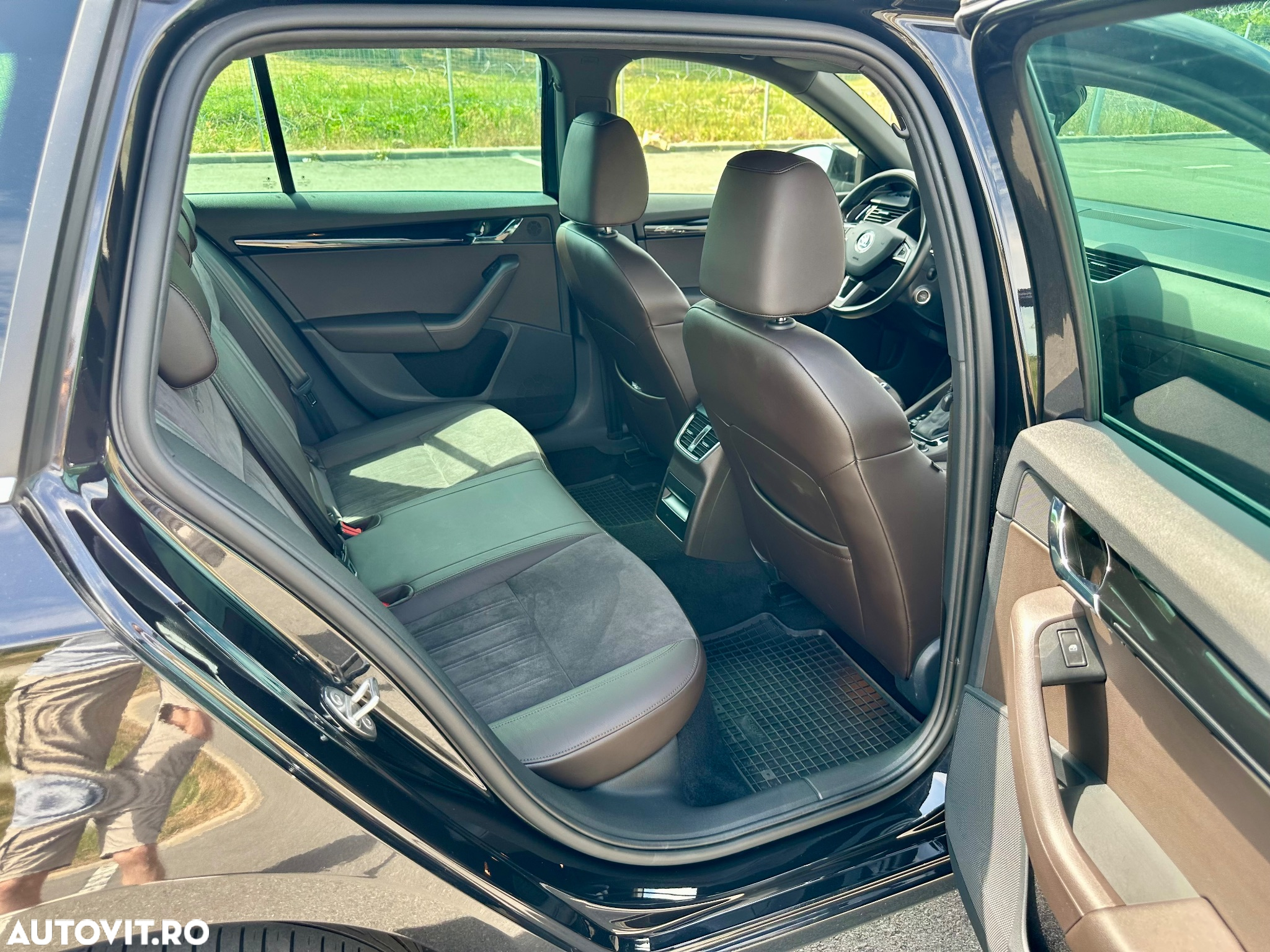 Skoda Octavia 2.0 TDI DSG L&K - 18