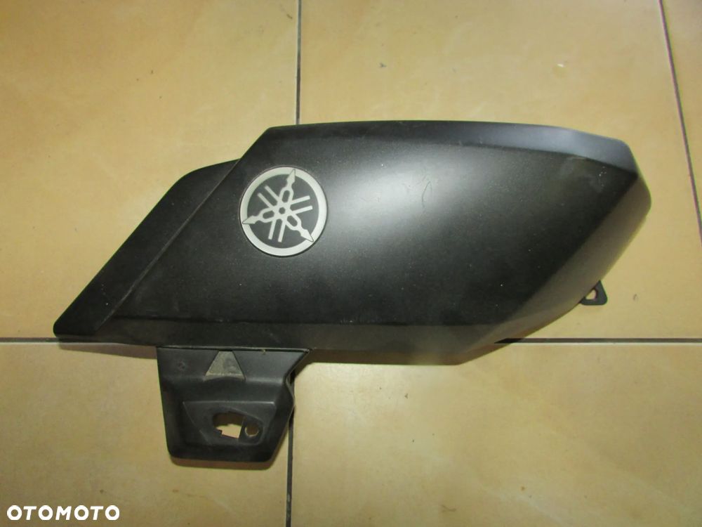 Yamaha MT 125 14-19 owiewka boczek lewy wlot - 1