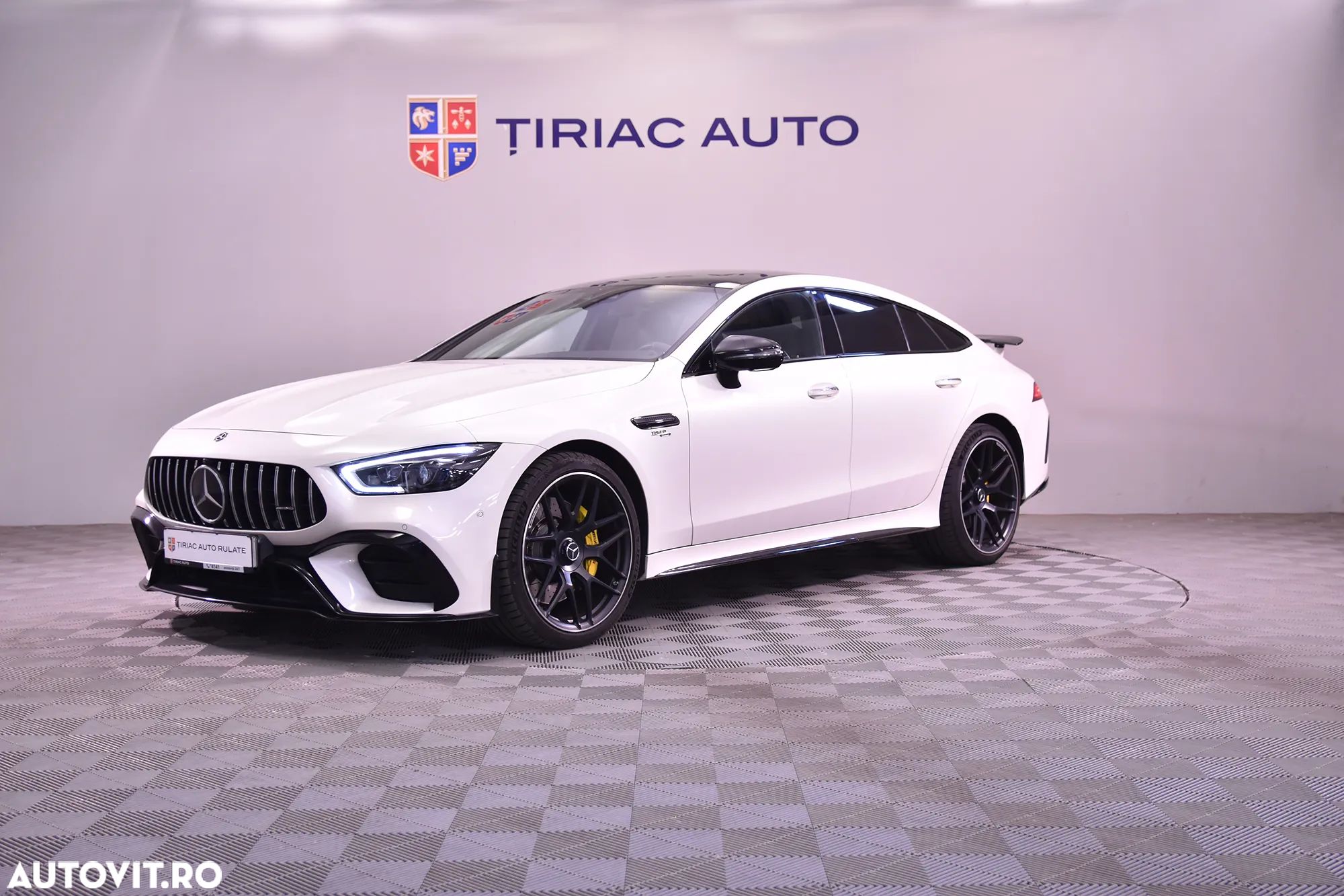 Mercedes-Benz AMG GT 43 4MATIC+ - 1