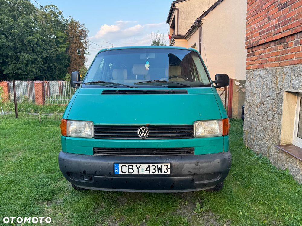 Volkswagen Transporter - 2