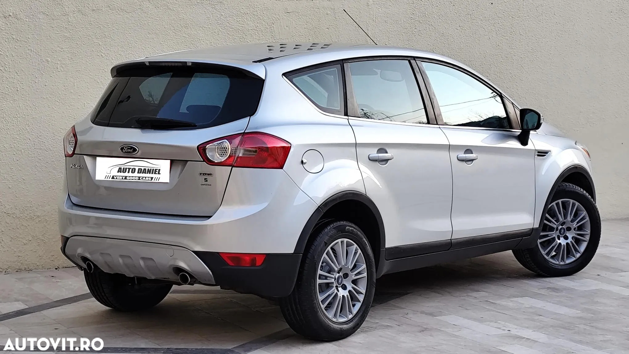 Ford Kuga - 3