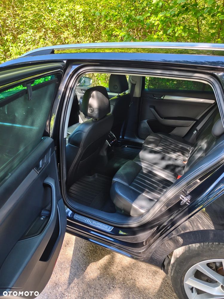 Skoda Superb 2.0 TDI 4x4 Ambition DSG - 17