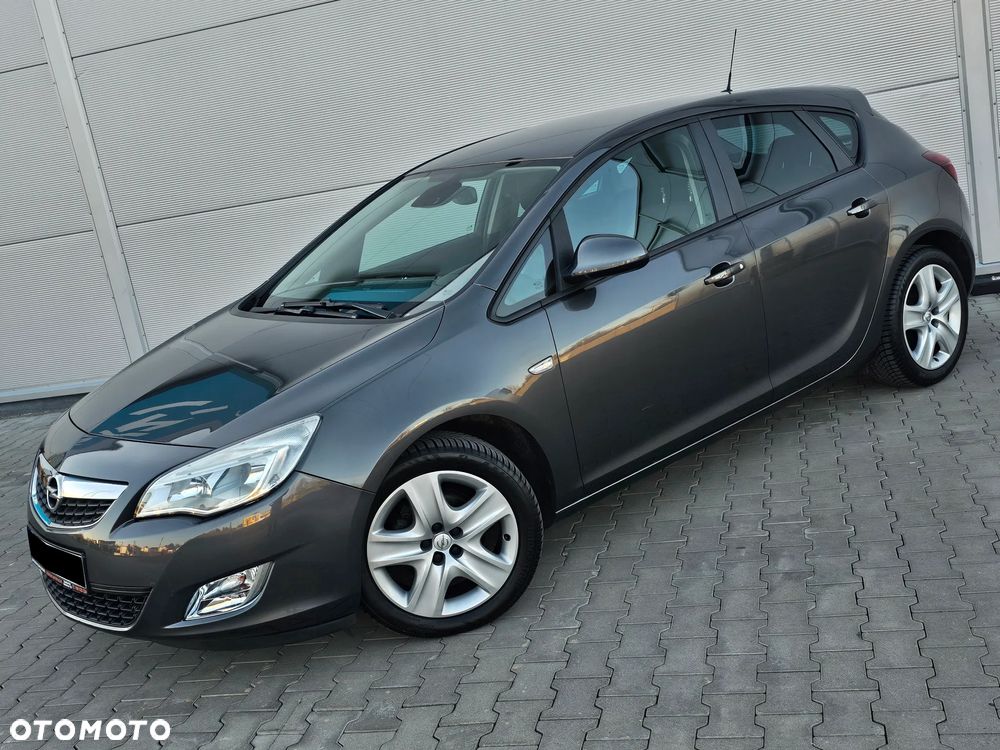Opel Astra 1.4 Turbo Innovation - 11