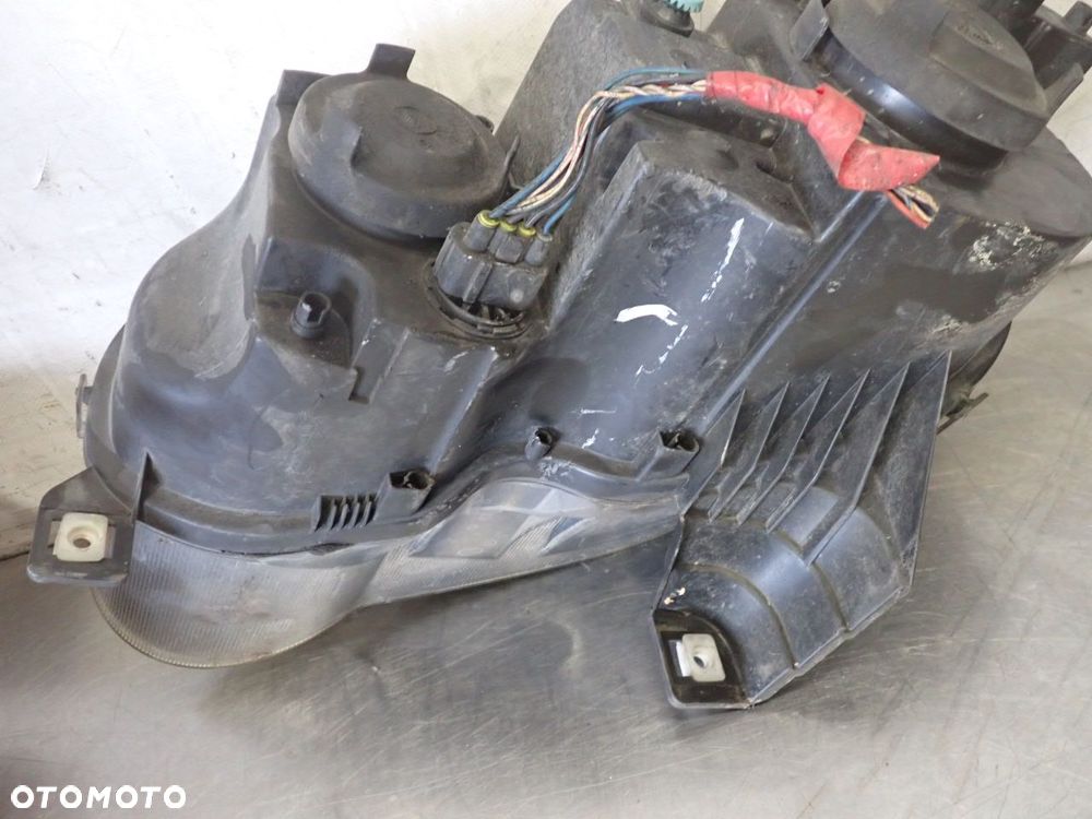 LAMPA PRAWA PRZEDNIA SOCZEWKA ROVER 75 LIFT 2.0 - 5