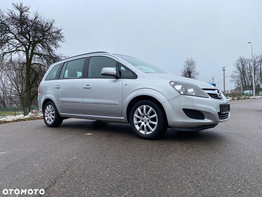 Opel Zafira - 20