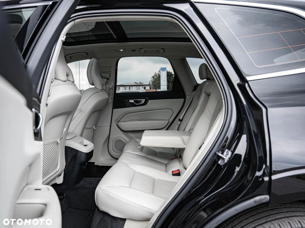Volvo XC 60 B4 B Geartronic Inscription - 29