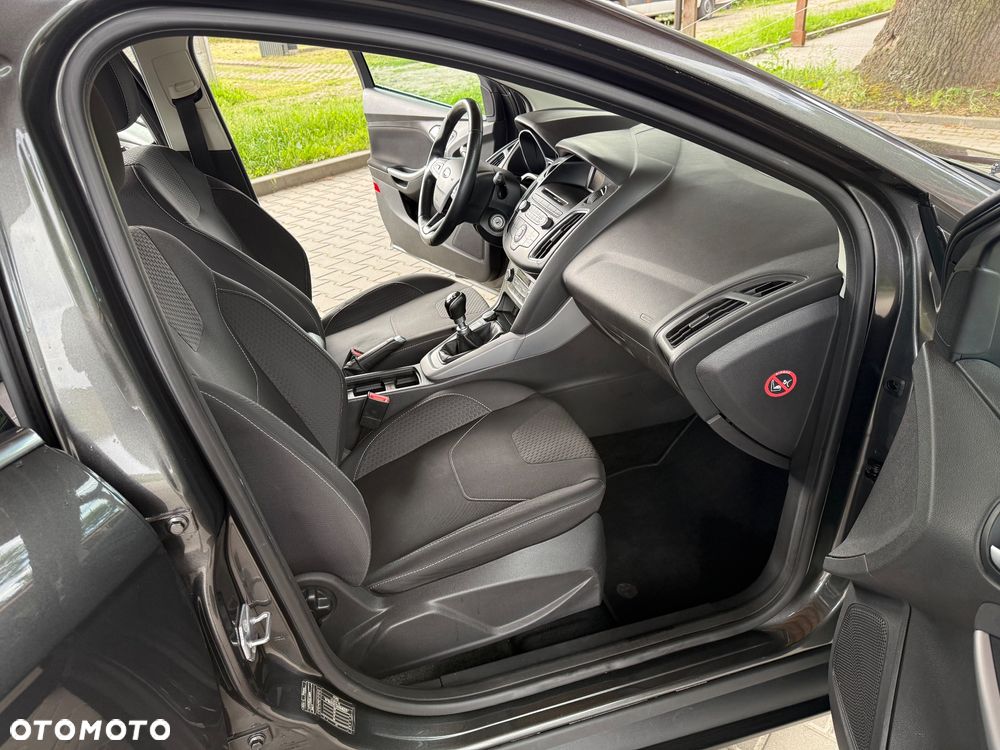Ford Focus 1.0 EcoBoost Titanium - 17