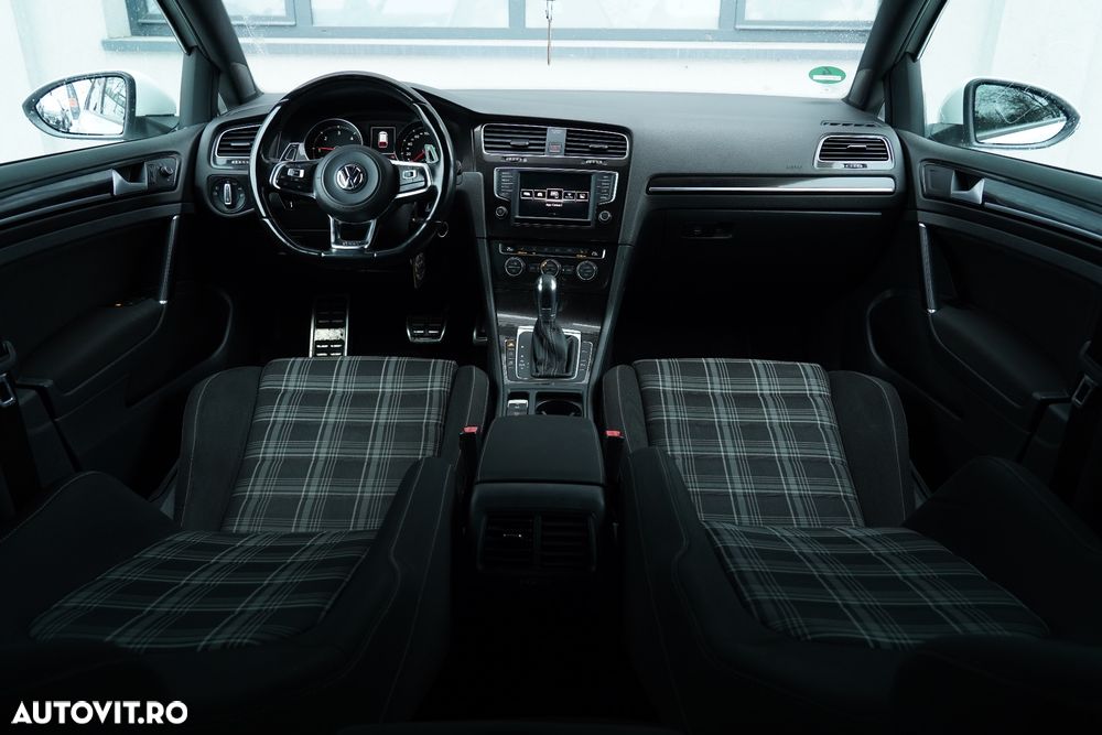 Volkswagen Golf GTD 2.0 TDI SCR DSG - 5