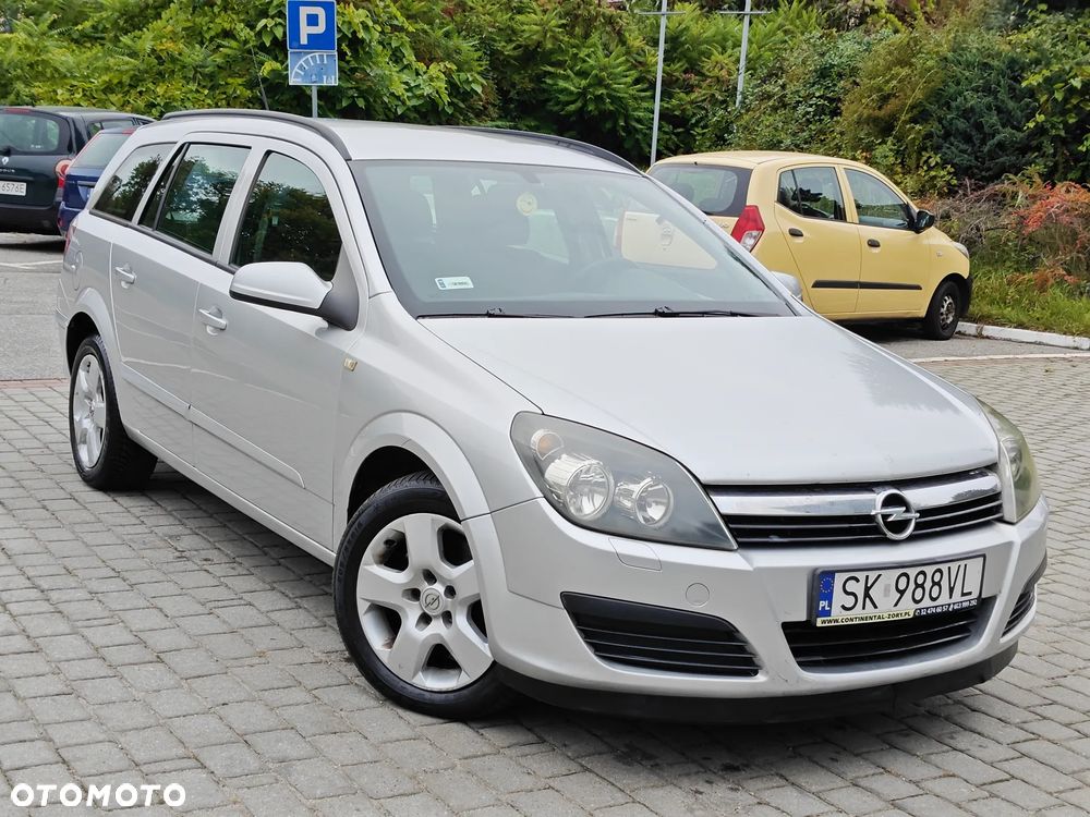 Opel Astra 1.9 CDTI Caravan DPF Cosmo - 2