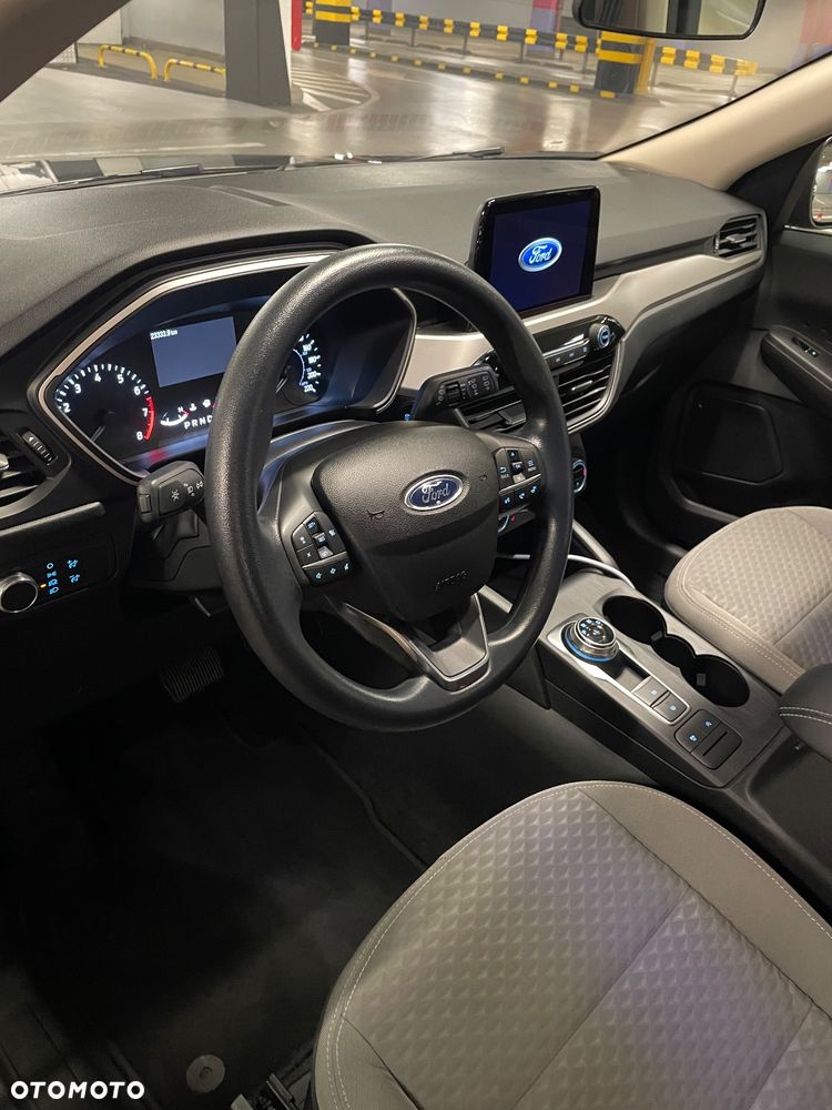 Ford Kuga - 9
