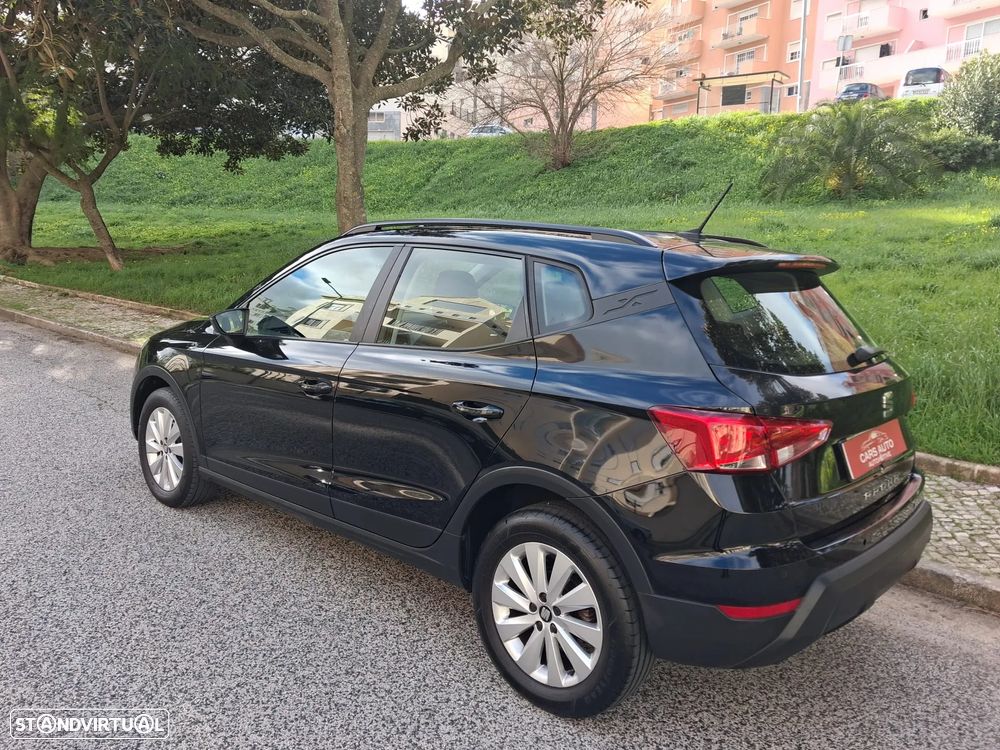 SEAT Arona - 10