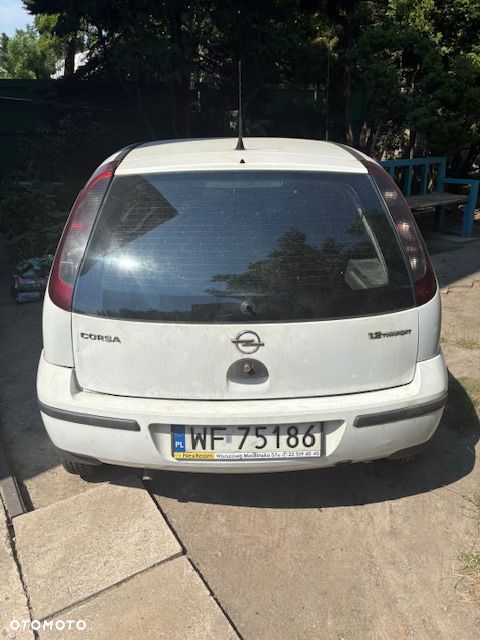 Opel Corsa 1.2 16V Cosmo - 5
