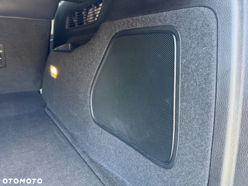 Ford Edge 2.0 TDCi Bi-Turbo 4x4 ST-LINE - 32