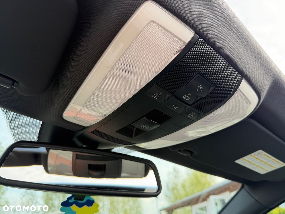 Mercedes-Benz Klasa C 200 Kompressor Avantgarde - 24